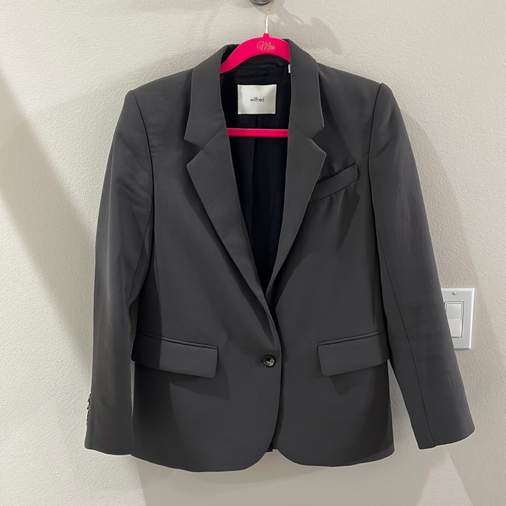 Aritzia Generation blazer